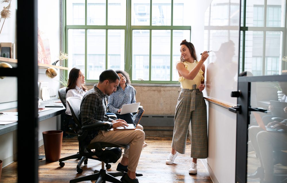 Beating the Curse of the Democratic Leader