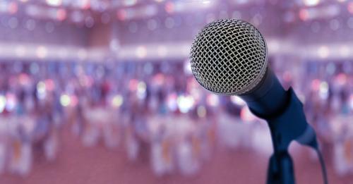 Effective Leaders Share the Spotlight with Their Teams